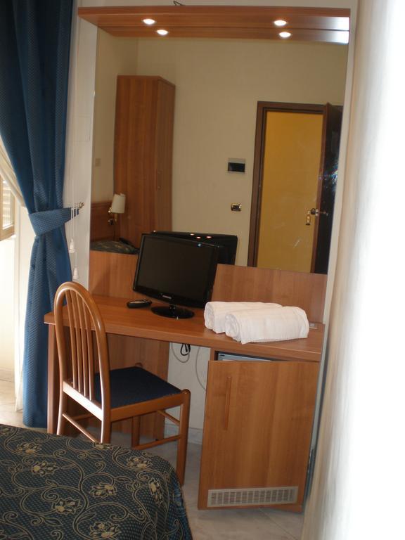 Galli Hotel 2*