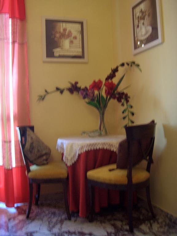 A Testaccio Da Max Acomodação com café da manhã 