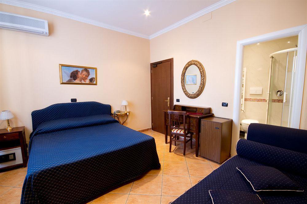 Hotell Caracciolo Roma