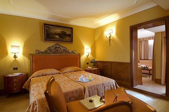 Hotell Homs 4*