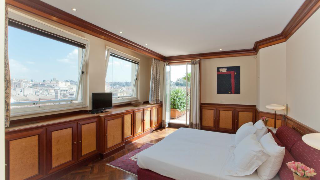 Fontana Di Trevi Penthouse