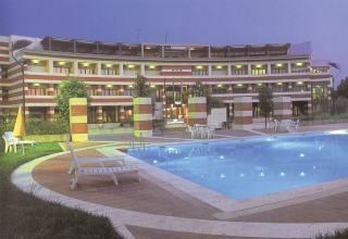 Petra 4* Roma