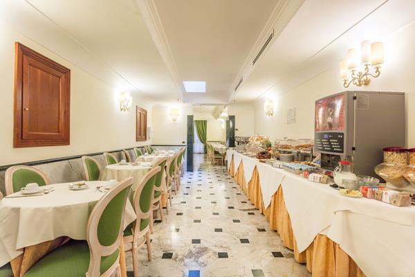 Raeli Regio Hotell
