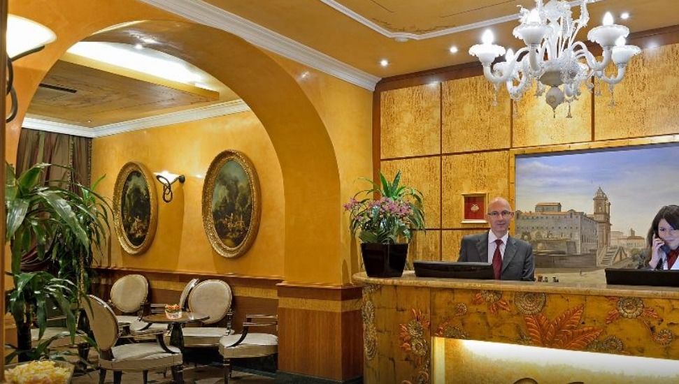 Homs Hotell 4*