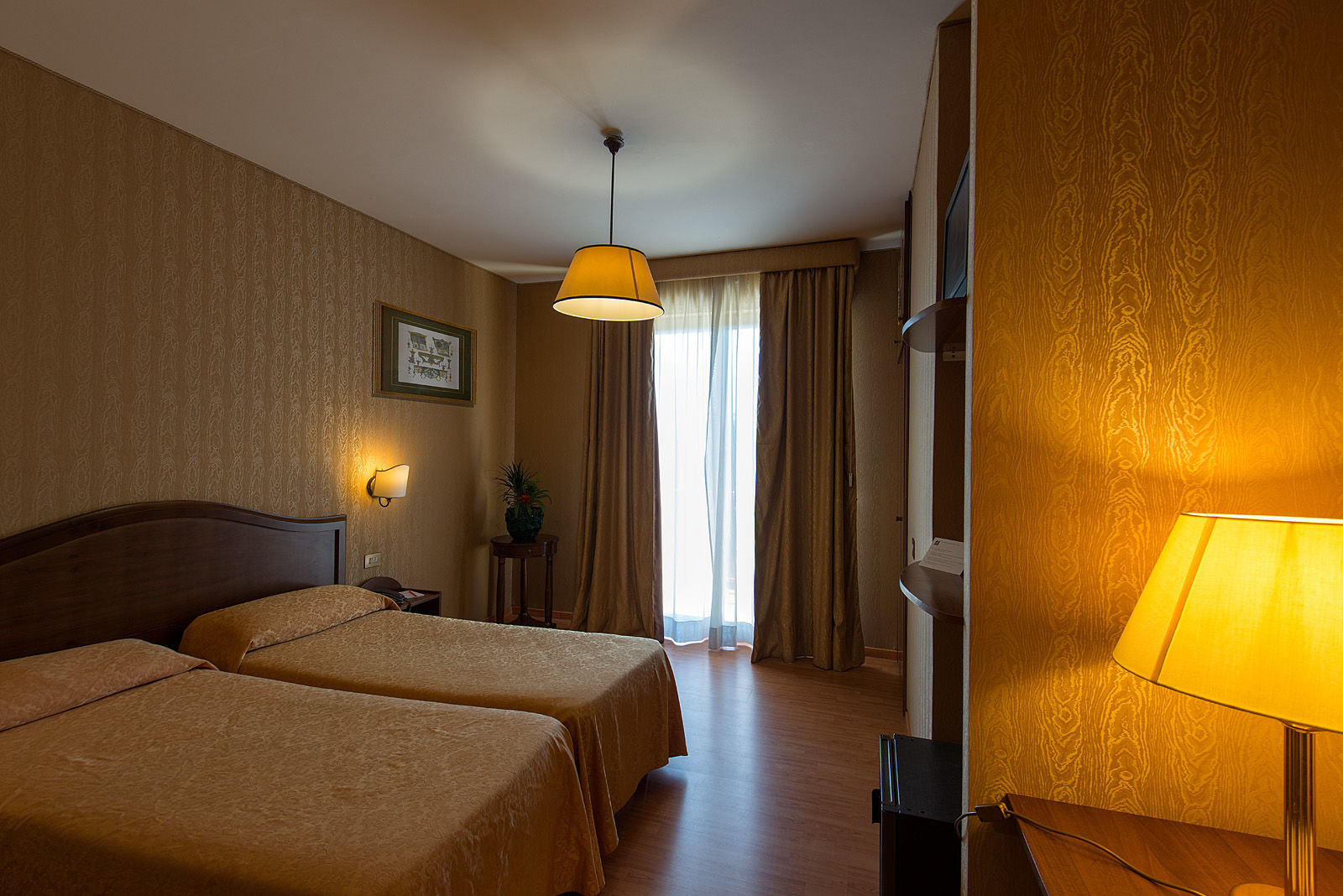 Park Blanc Et Noir Hotel 3*
