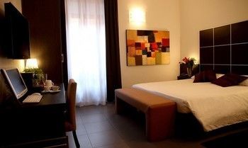 Hotel Place 2*