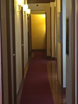 Divine Hotel
