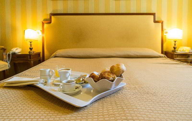 Della Torre Argentina Hotel 3*