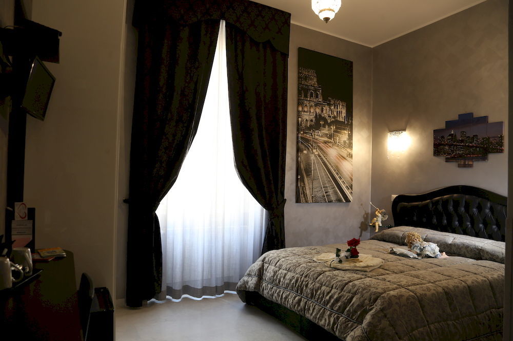Holidays Roma