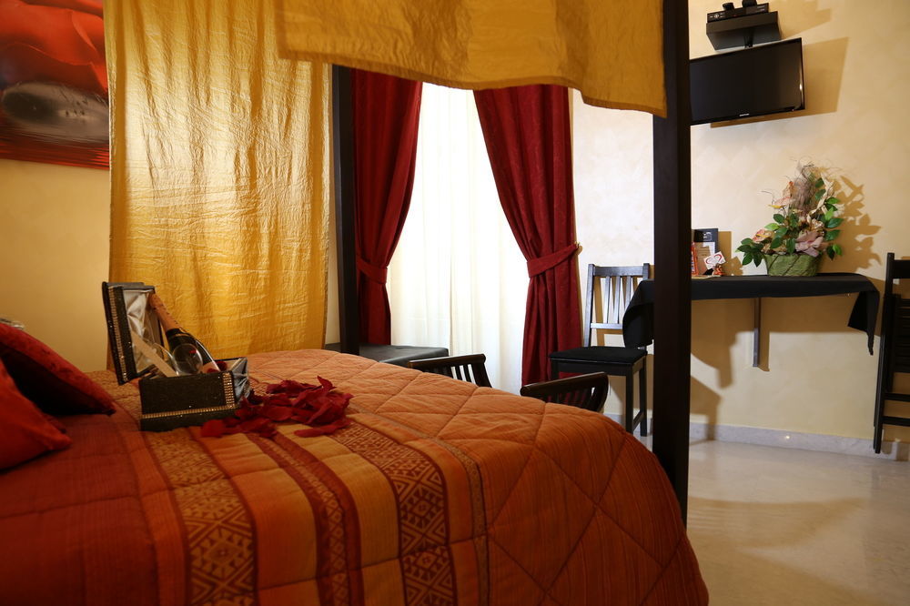 Holidays 2* Roma