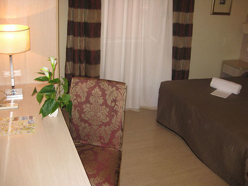 House 3*