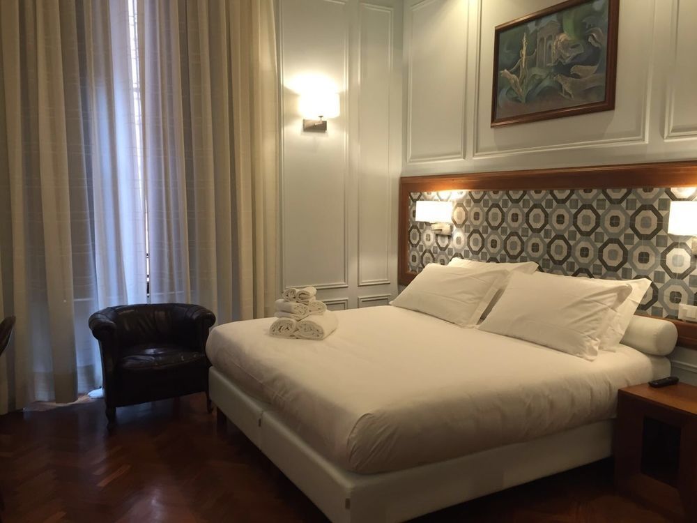 Navona 3*