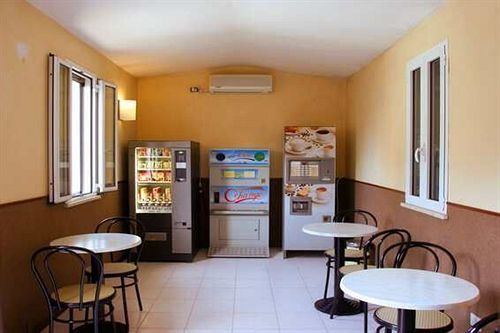 Casa Per Ferie Eremo Santa Rosa Da Lima 2* Roma