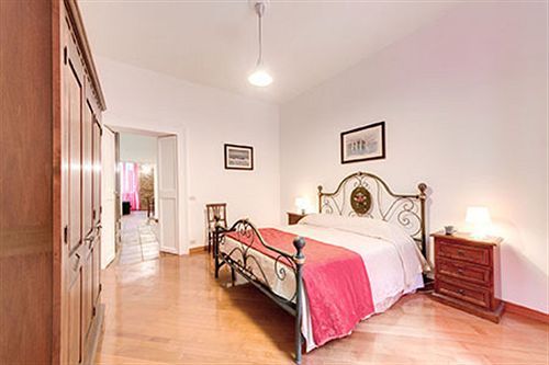 Residenza Domizia Pensión Roma