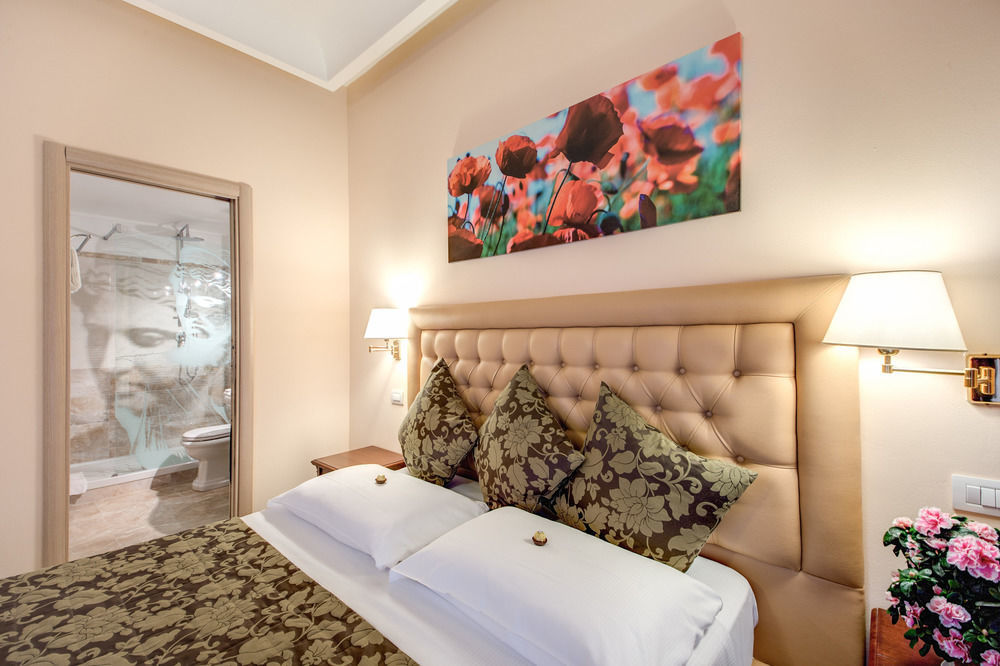 Affittacamere Rome55 - Piazza Di Spagna 3*