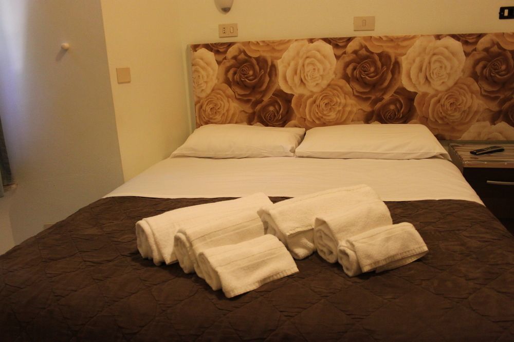 Merulana Star Affittacamere 3*