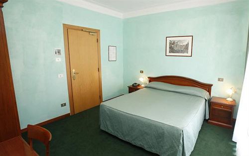 Hotell Adriatic Roma