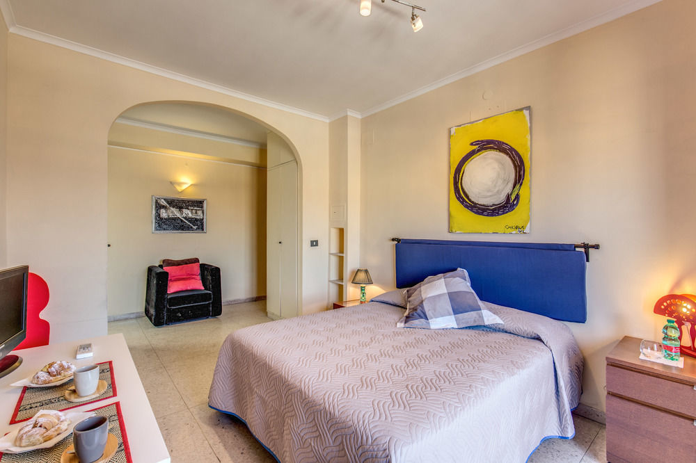 Piramide Terrace 2* Roma