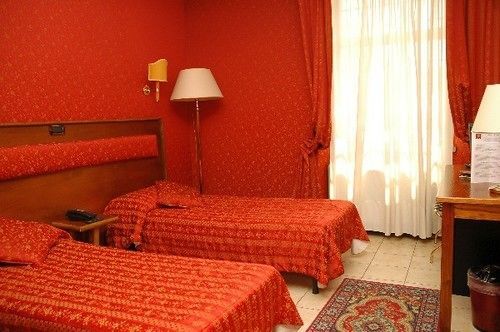 Shasa Hotell