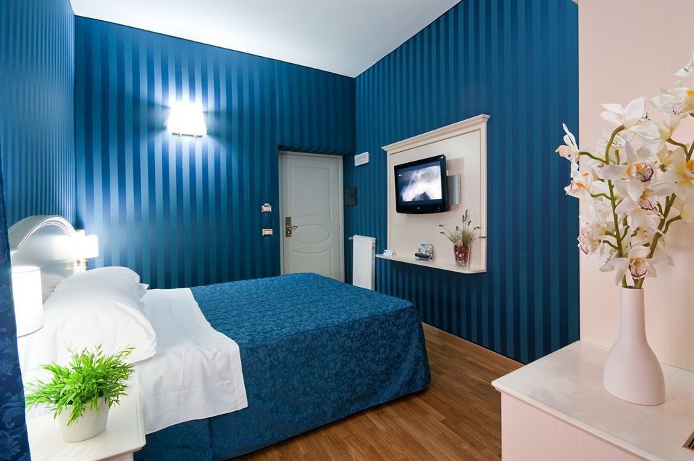 Trevi 41 Hotell 3*
