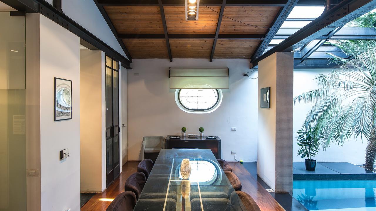 Riari Garden Rom