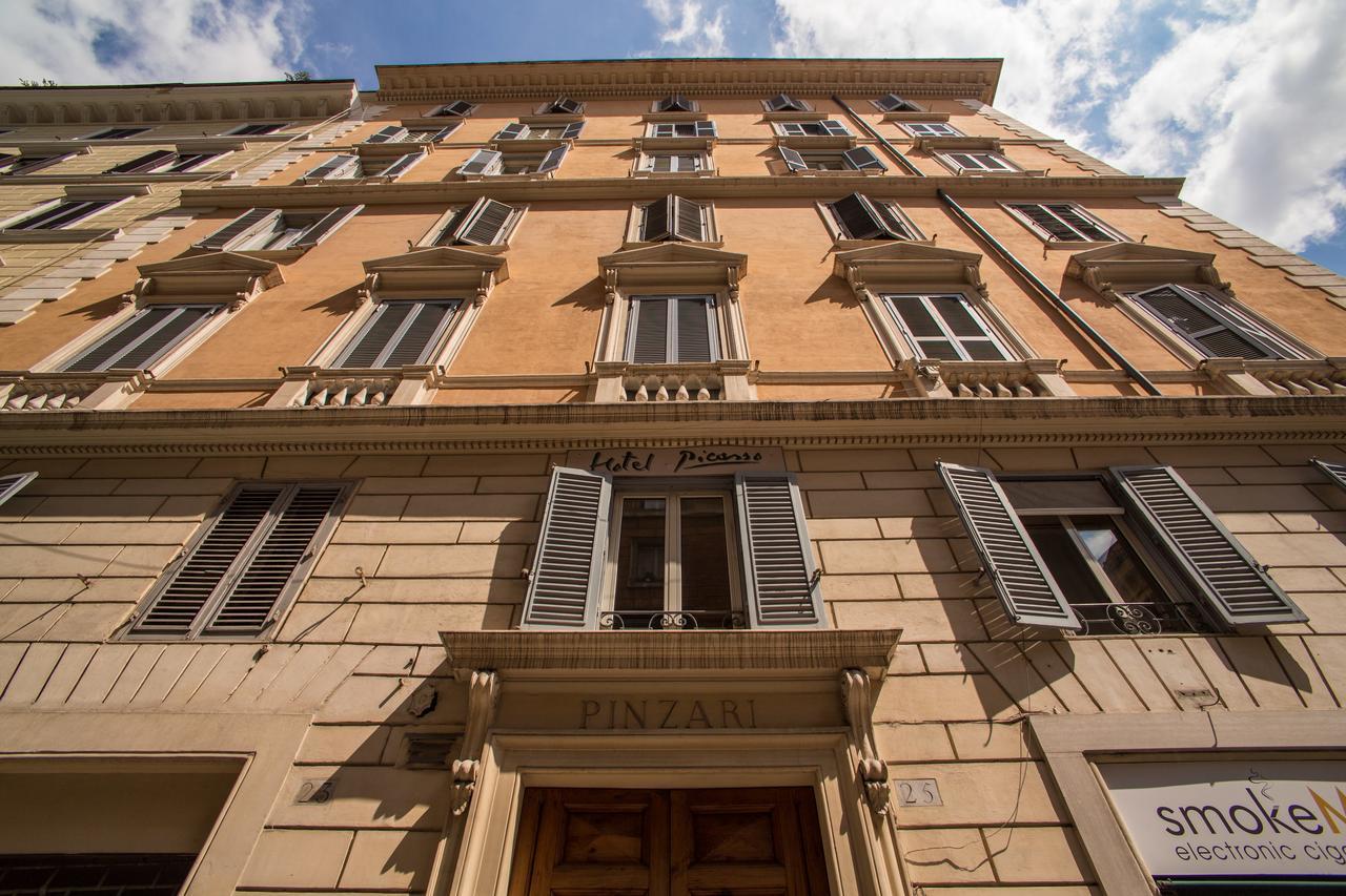 Hotel Picasso *