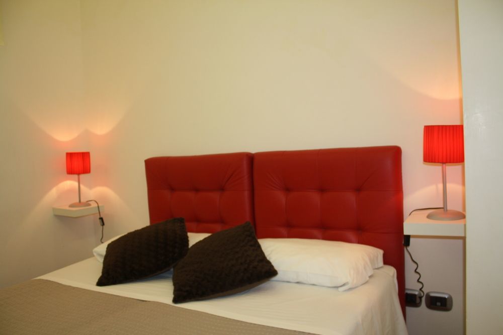 Town House Fontana Di Trevi Bed & Breakfast 3*