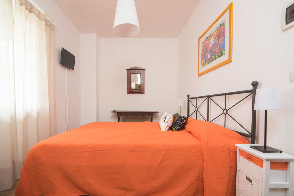 Acomodação com café da manhã  Degli Oleandri Bnb
