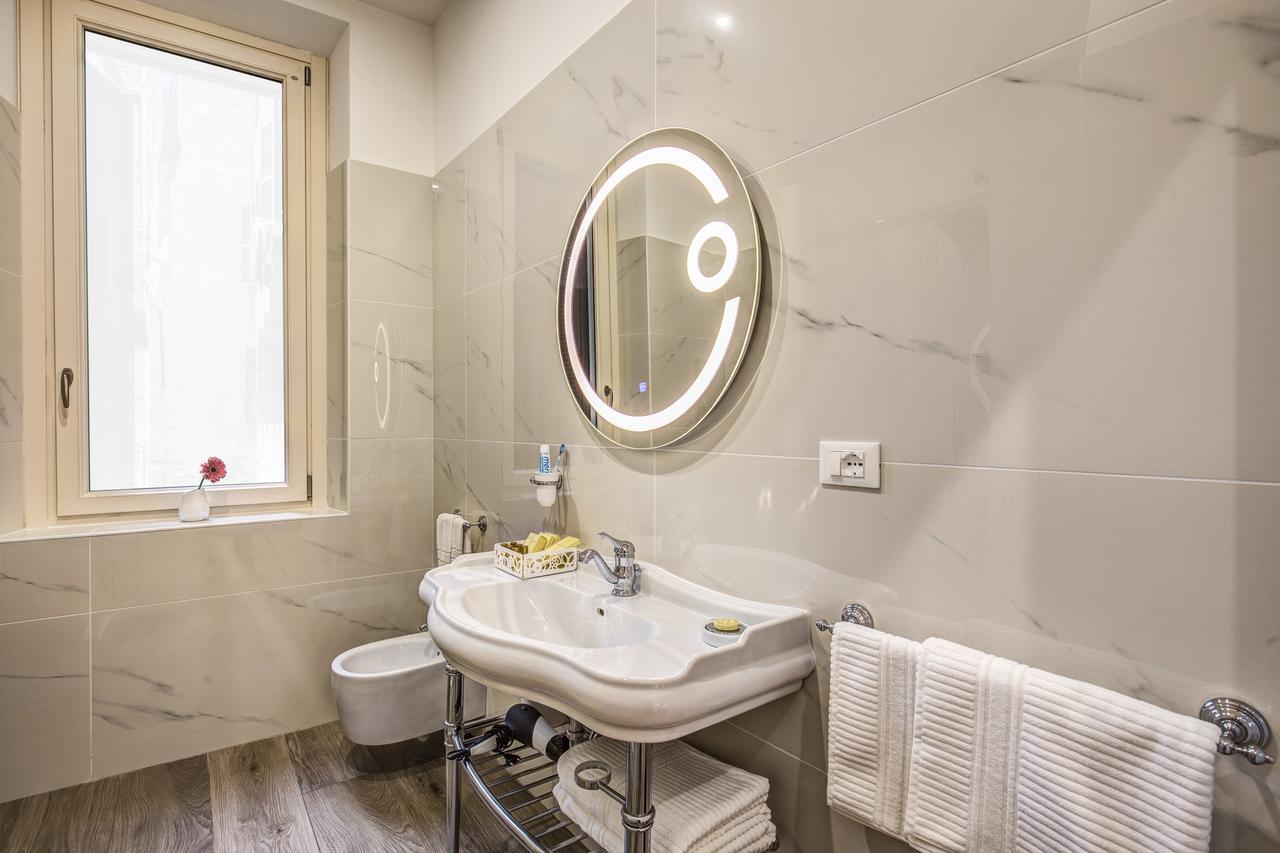 Just For Us - Piazza Di Spagna 3*