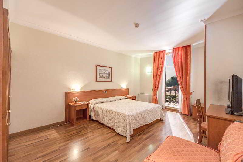 Hotell Romoli 3*