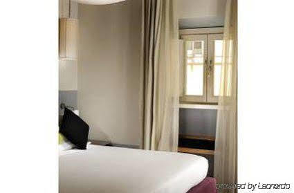 Mario De' Fiori 37 Hotel 4*