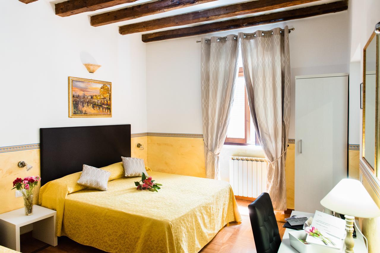 Bed and breakfast Domus Popolo 2*