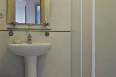 Alma De Roma Bed & Breakfast Rome