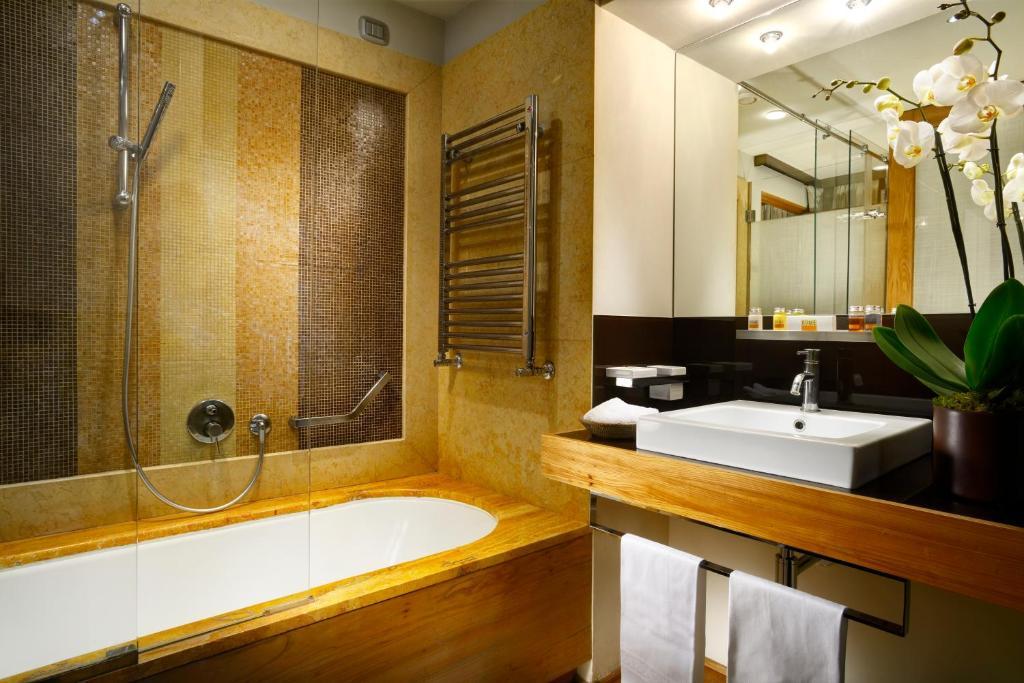 Hotel Mario De' Fiori 37