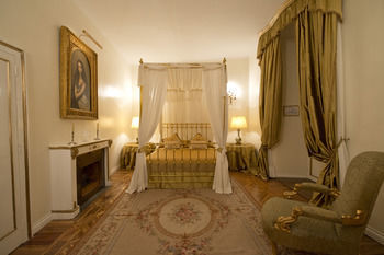 Acomodação com café da manhã  Residenza Napoleone Iii 4*