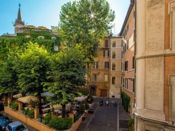 Gjestgiverier Visits Roma