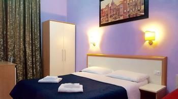 Gjestgiverier Domus Aurora Roma