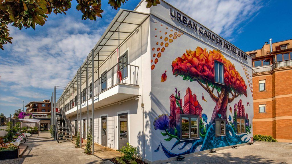 Urban Garden 3* Rom
