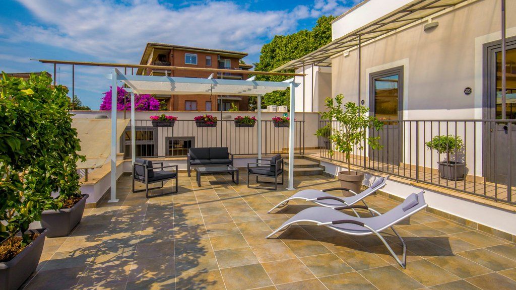 Urban Garden 3* Rom