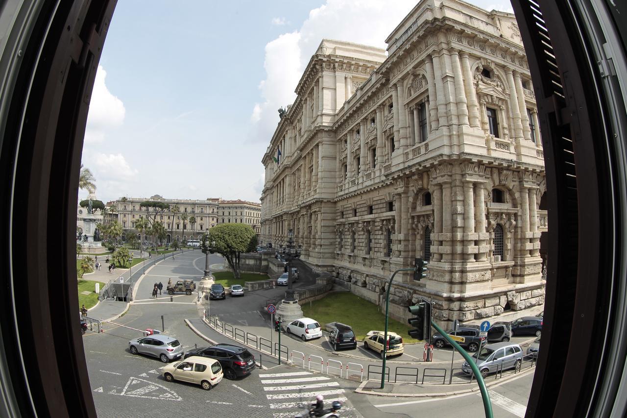 Acomodação com café da manhã  We Love Roma