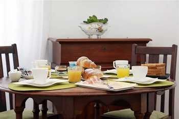 Houspitality Caesar Bed & Breakfast Roma