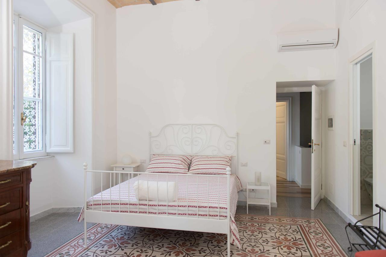 Bed & Breakfast Domus Aurea *