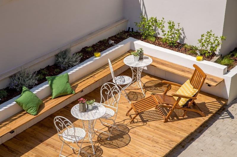 Urban Garden 3* Rom