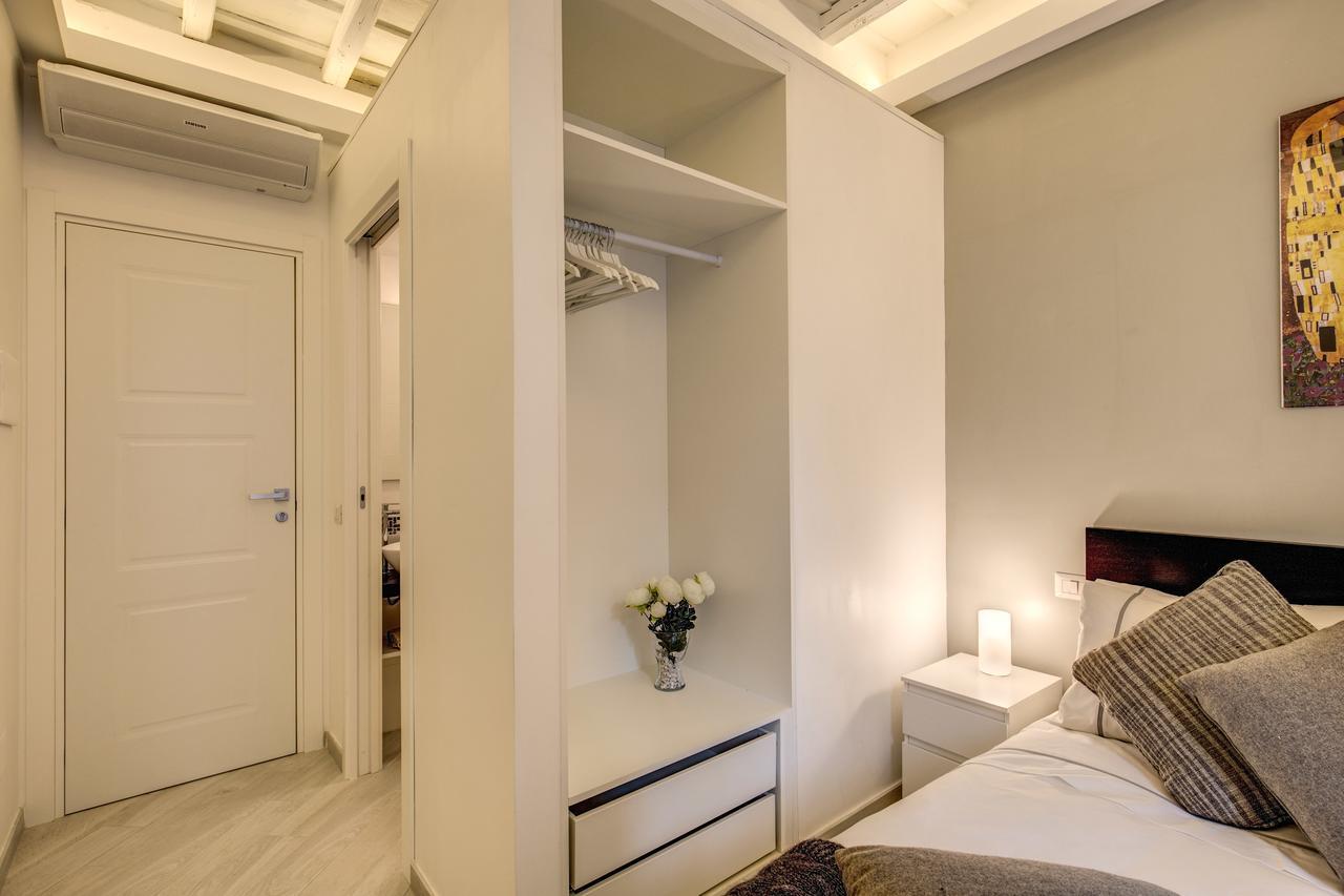Dimore Costaguti Guest house