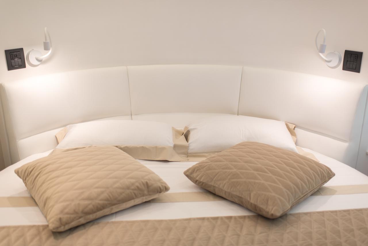 Gjestgiverier Lux In Roma