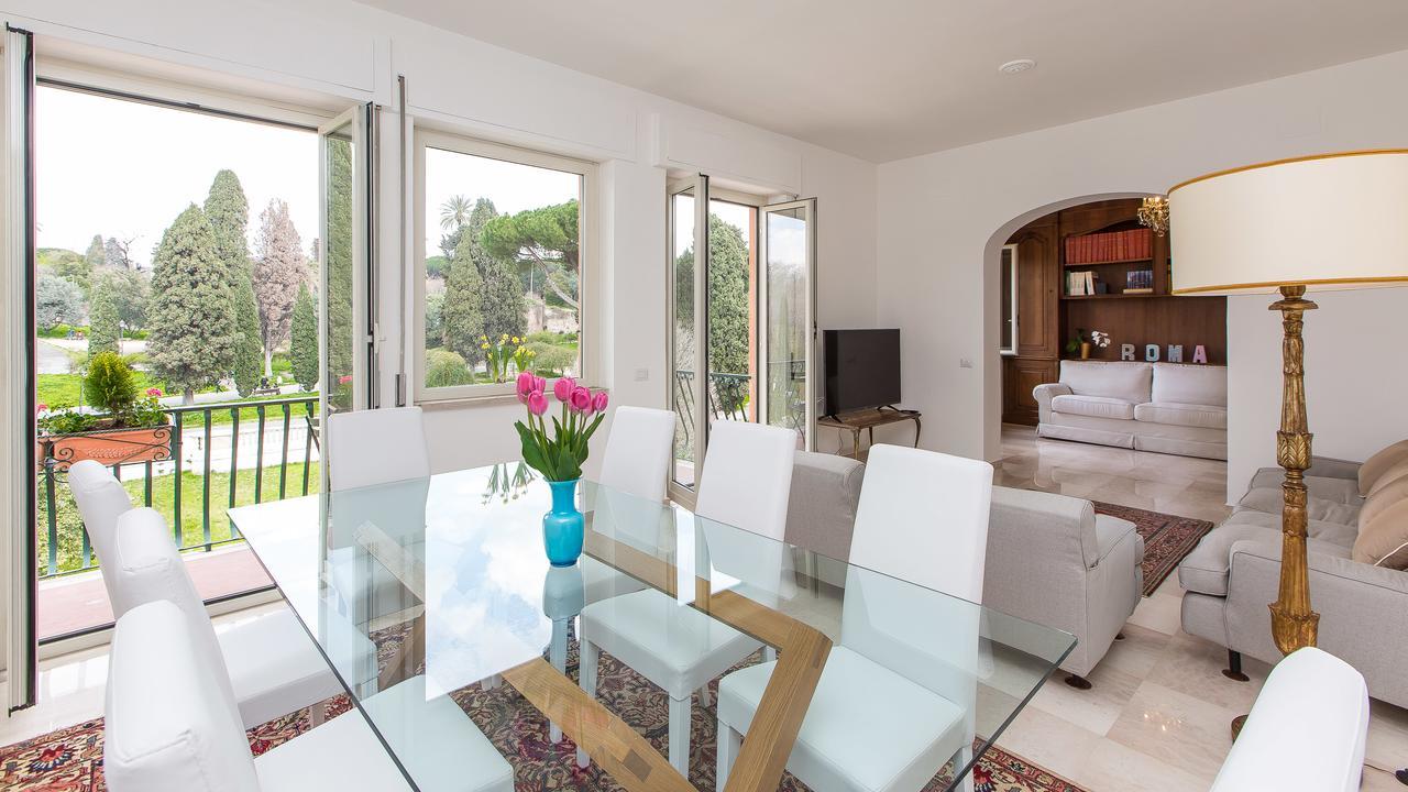 In Colosseo View Luxury Apartamento *