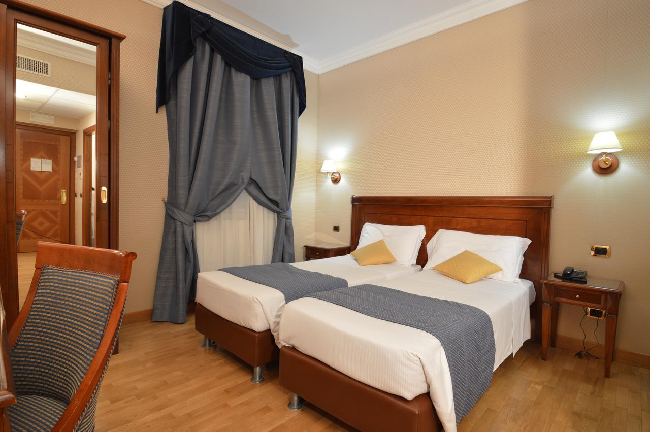 Hotel Montecarlo Roma