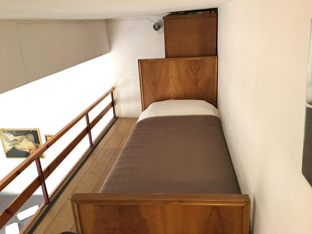 Hostel Afiya