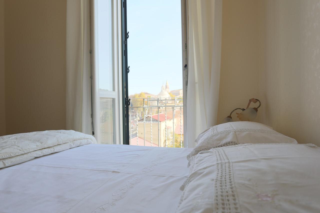 Appartamento Domus Alba Al Colosseo *