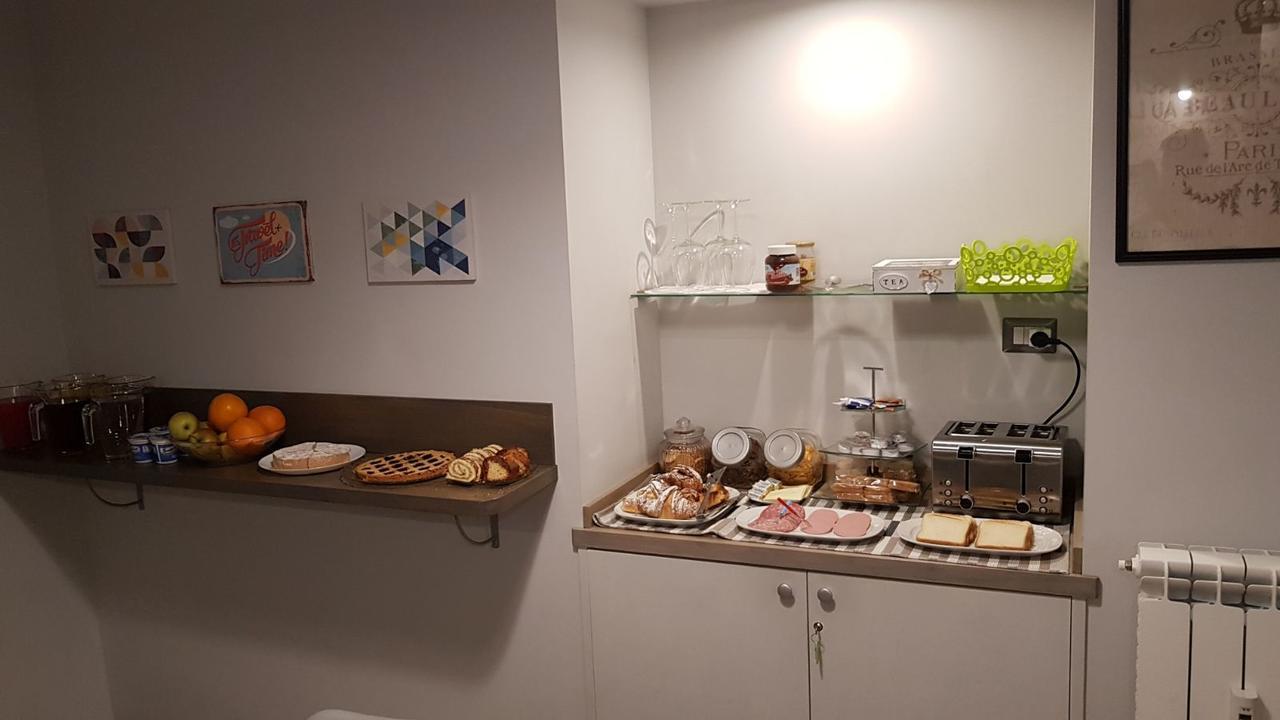 Pensión Pianeta 39 *